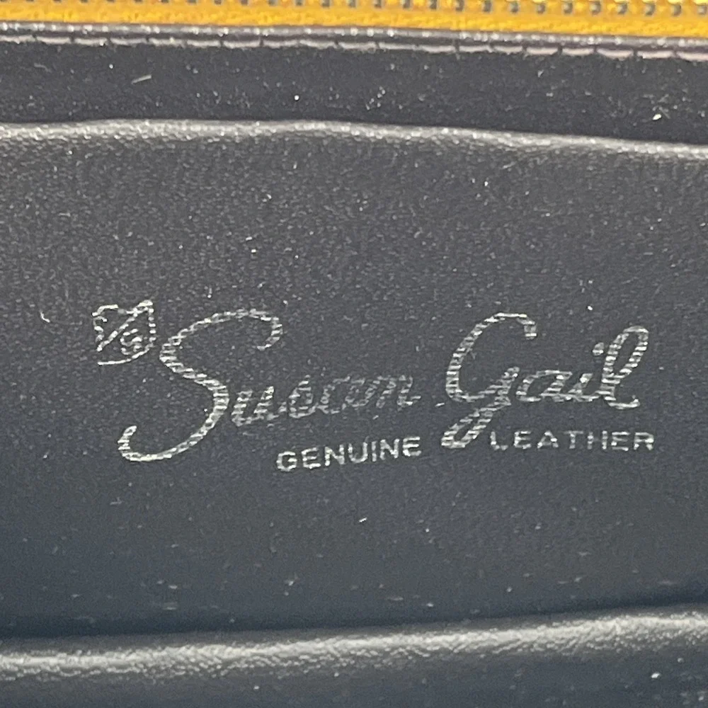 Vintage MCM Susan Gail Leather Shoulder Bag Rare Gold Spur Accents Quiet Luxury - Picture 16 of 16